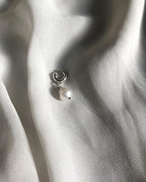 SIMPLE PEARL CHARM-eios jewelry