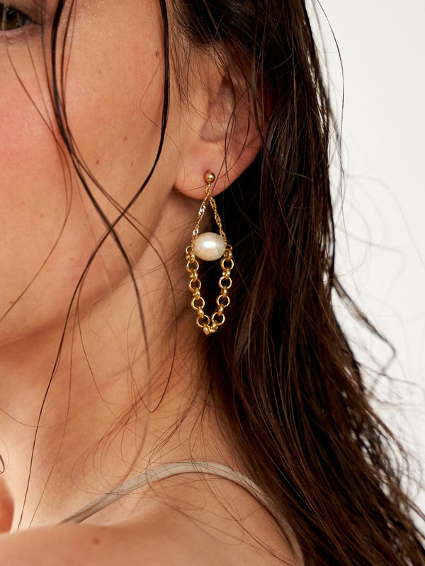 MOON EARRINGS GOLD-eios jewelry