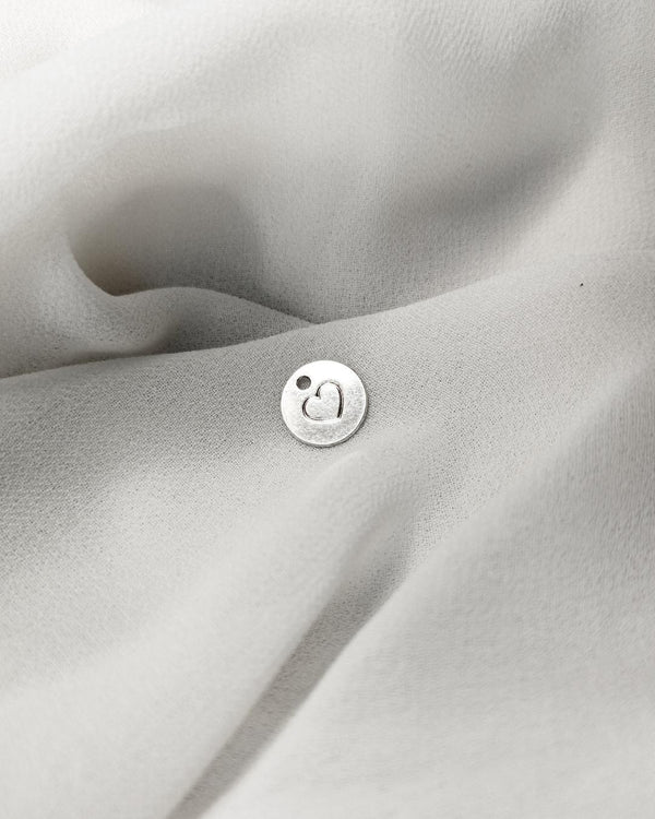 ROUND HEART CHARM-eios jewelry